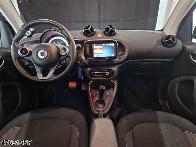 Fahrzeugabbildung Smart ForTwo EQ coupé Panorama LED Navi Kamera PTS SHZ