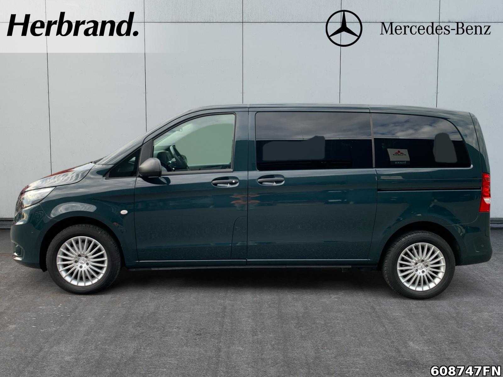 Fahrzeugabbildung Mercedes-Benz Vito 119 TOURER 4x4 K *DISTRONIC*AHK*STANDHEIZ*