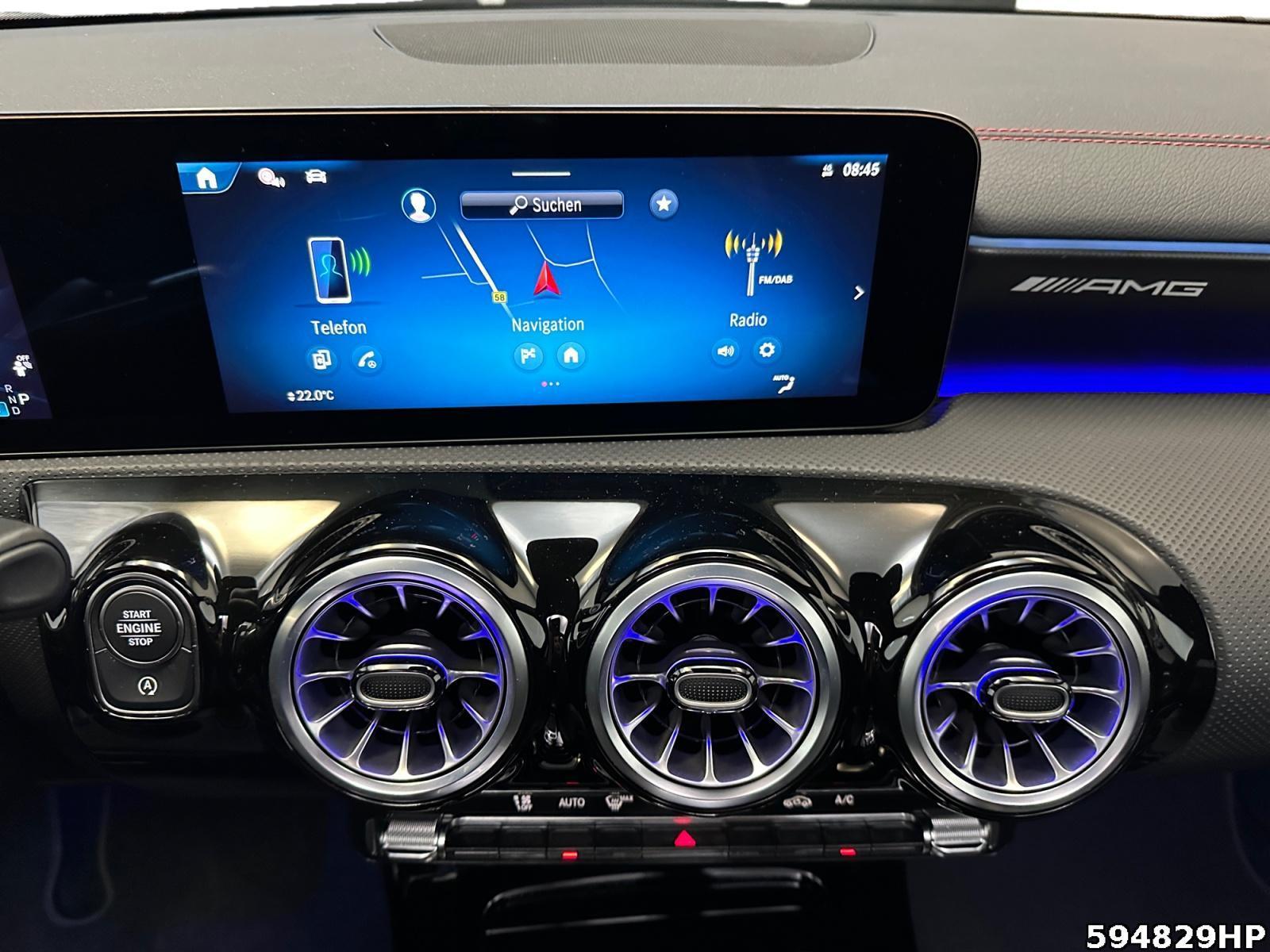 Fahrzeugabbildung Mercedes-Benz CLA 35 AMG 4M Aero+ Night Pano Multibeam Keyless