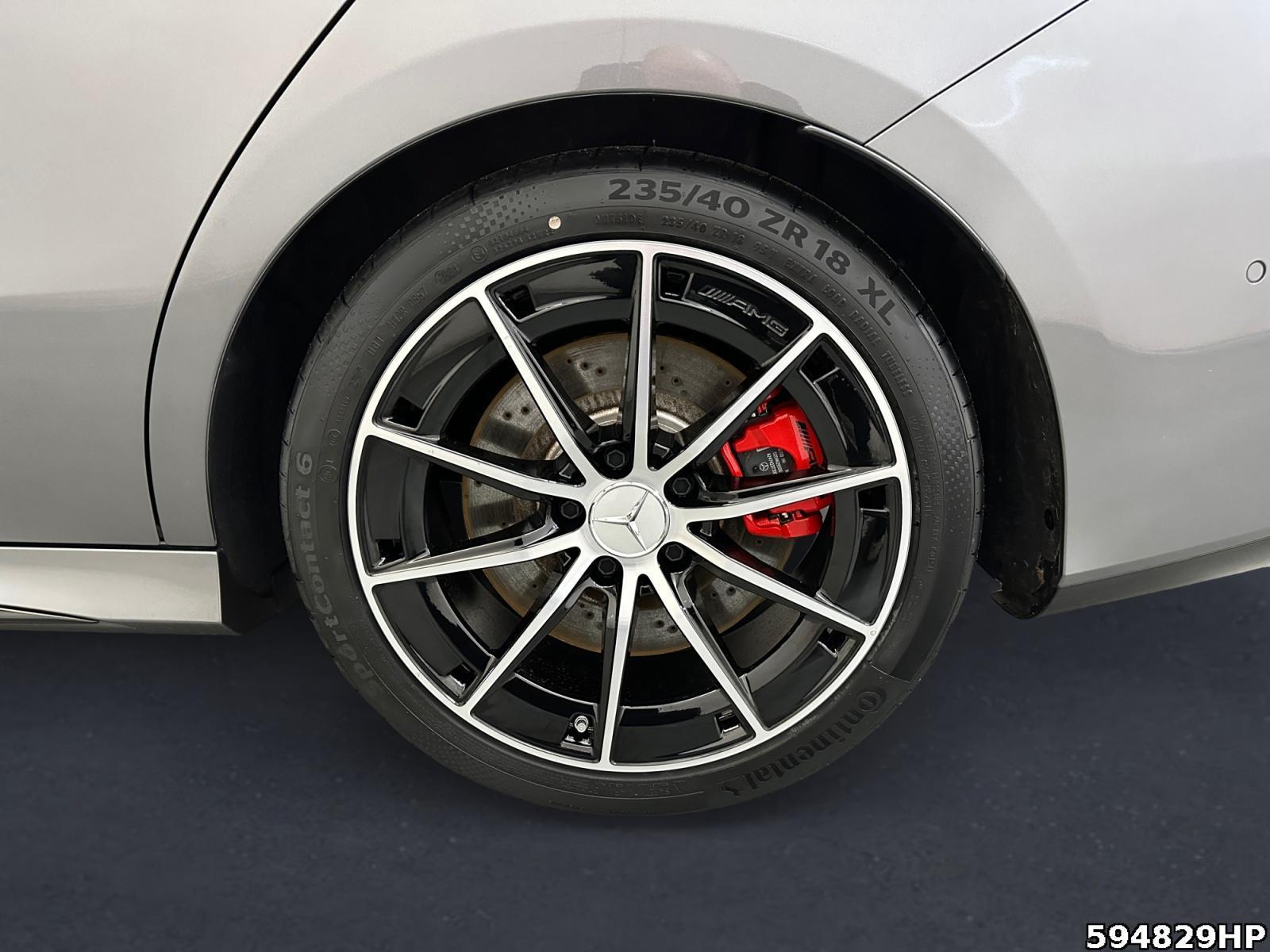 Fahrzeugabbildung Mercedes-Benz CLA 35 AMG 4M Aero+ Night Pano Multibeam Keyless