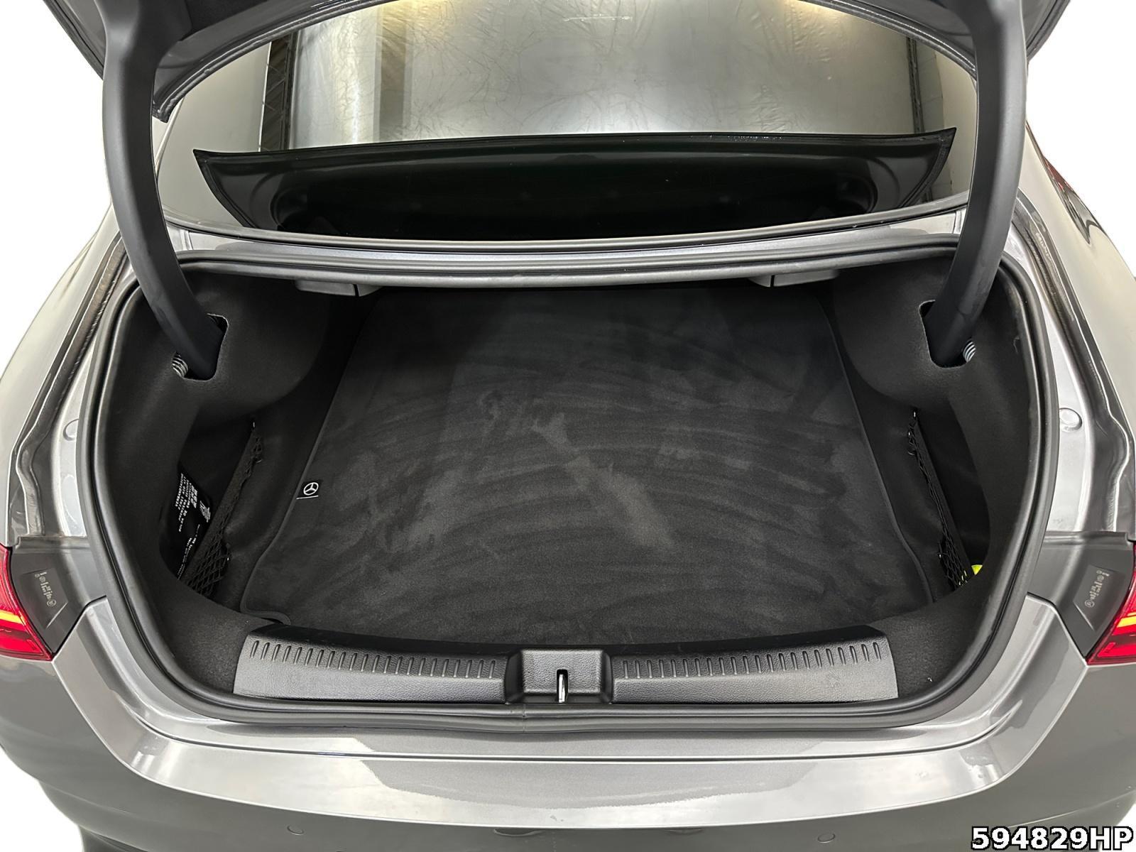 Fahrzeugabbildung Mercedes-Benz CLA 35 AMG 4M Aero+ Night Pano Multibeam Keyless