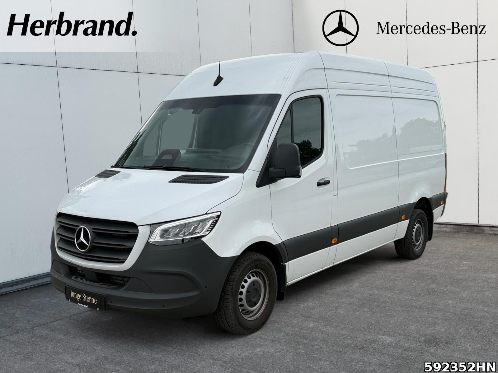 Mercedes-Benz Sprinter 319CDI *MBUX*AHK*HOLZB*NAVI*LED*