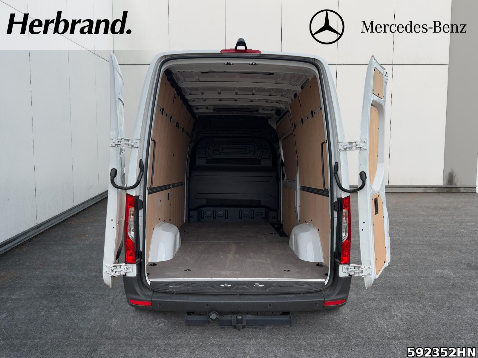 Fahrzeugabbildung Mercedes-Benz Sprinter 319CDI *MBUX*AHK*HOLZB*NAVI*LED*