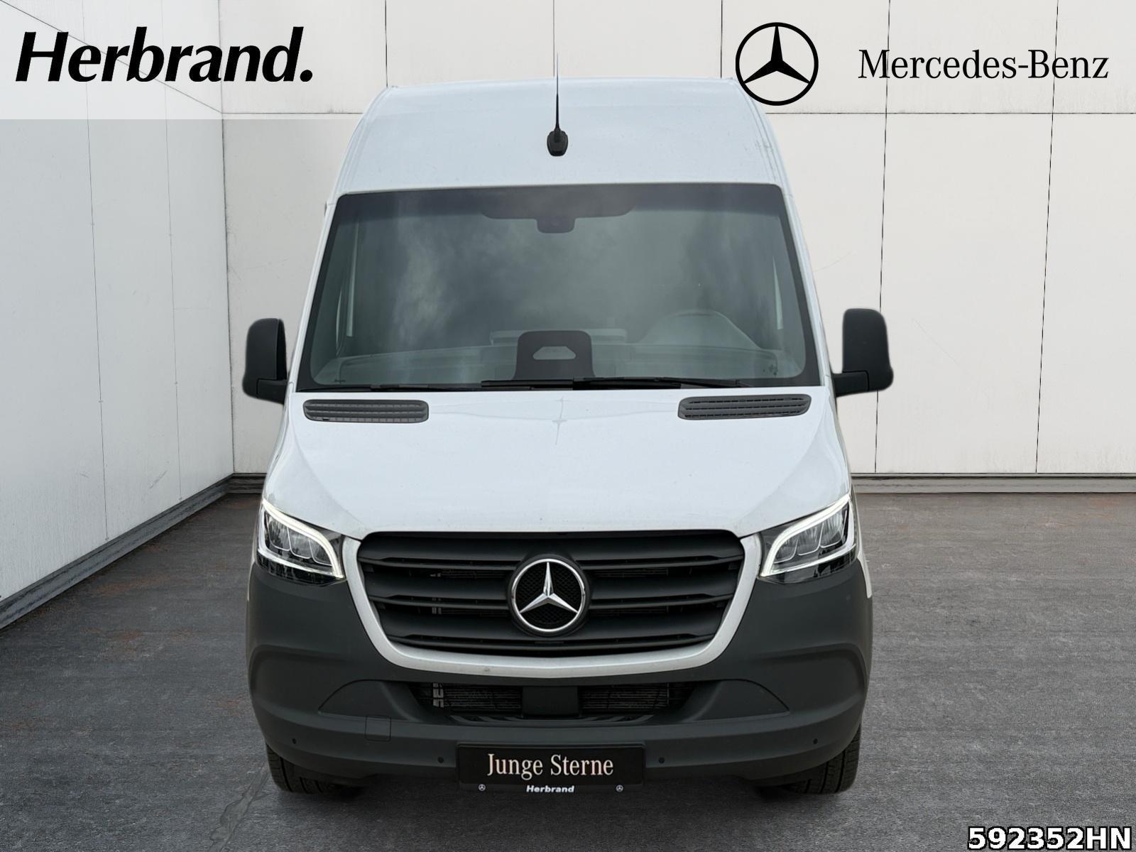 Fahrzeugabbildung Mercedes-Benz Sprinter 319CDI *MBUX*AHK*HOLZB*NAVI*LED*