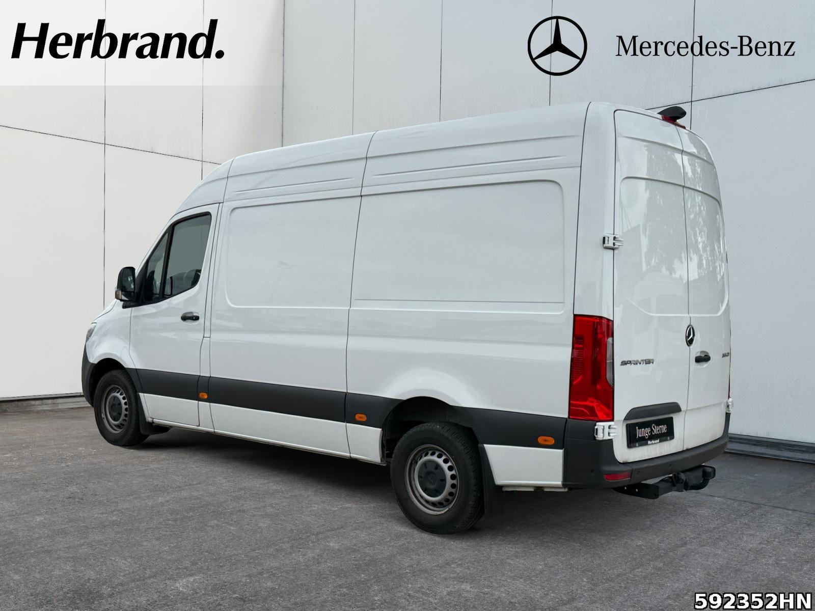 Fahrzeugabbildung Mercedes-Benz Sprinter 319CDI *MBUX*AHK*HOLZB*NAVI*LED*
