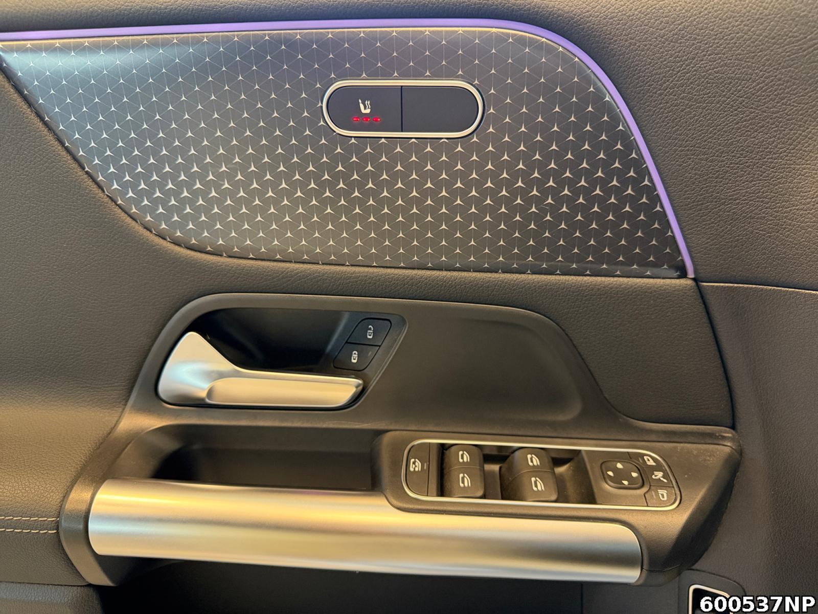 Fahrzeugabbildung Mercedes-Benz EQA Progressive AHK Lenkradhzg CarPlay LED