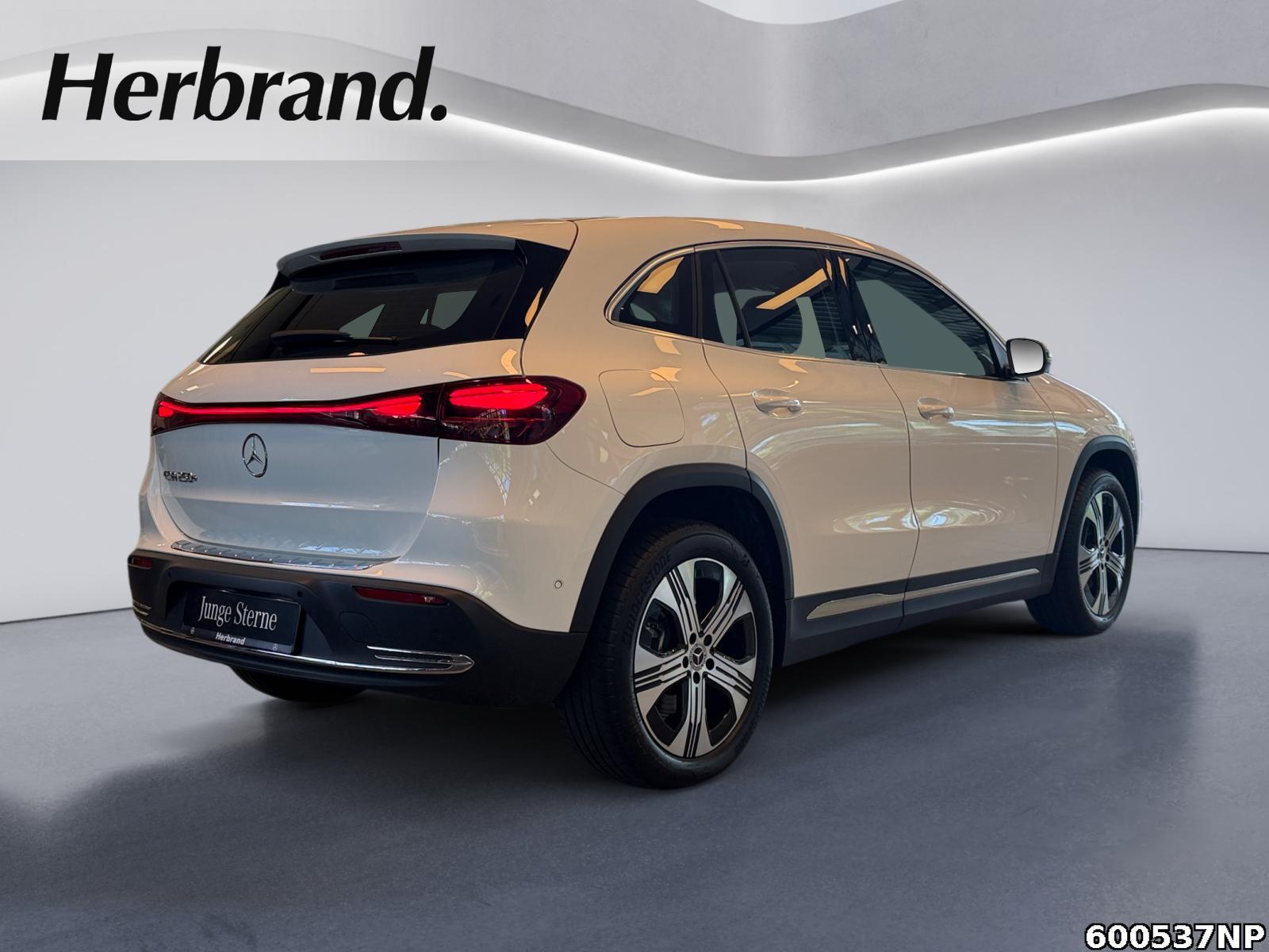 Fahrzeugabbildung Mercedes-Benz EQA Progressive AHK Lenkradhzg CarPlay LED