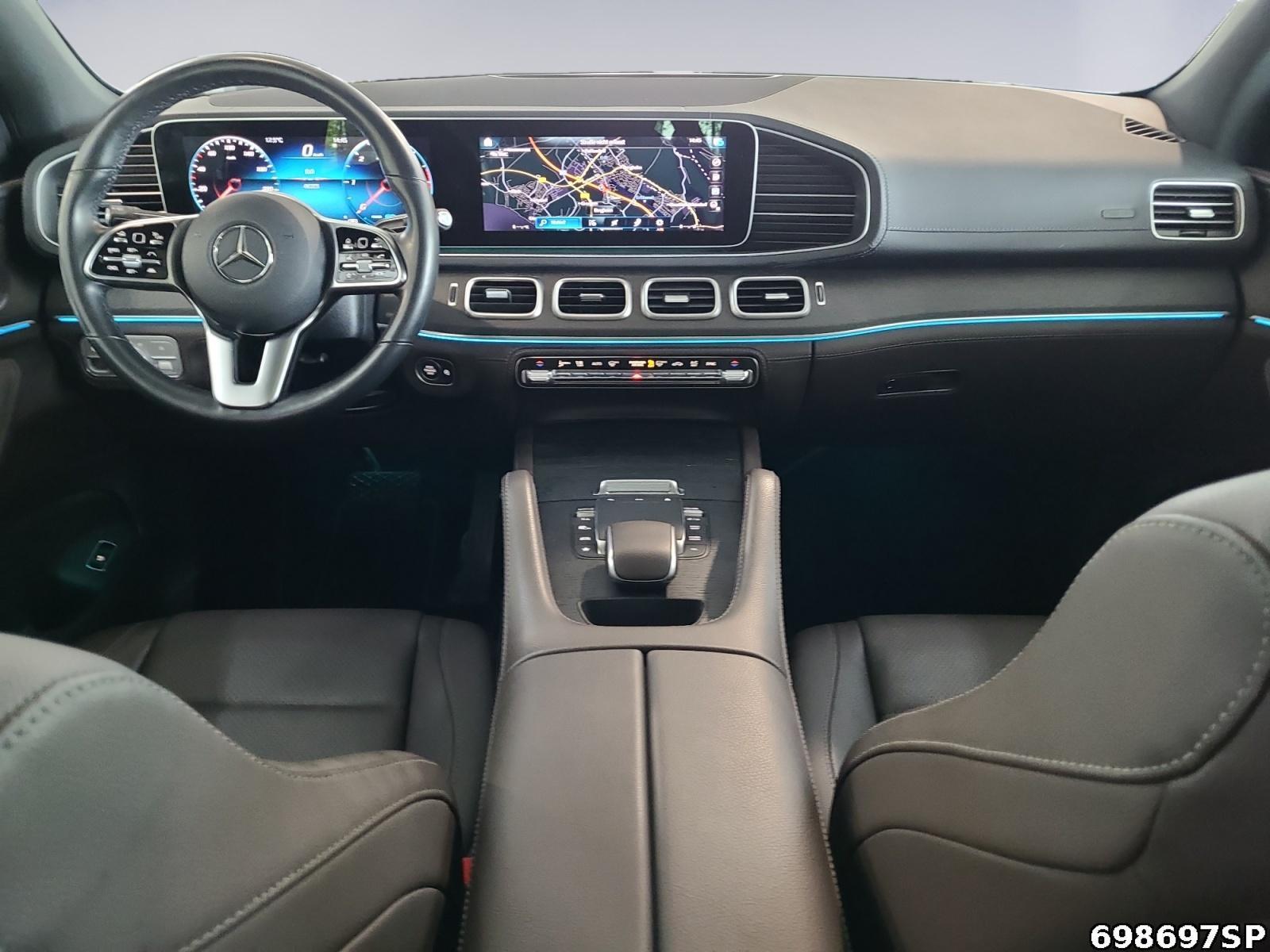 Fahrzeugabbildung Mercedes-Benz GLE 300 d 4M AMG AHK Distronic 360°