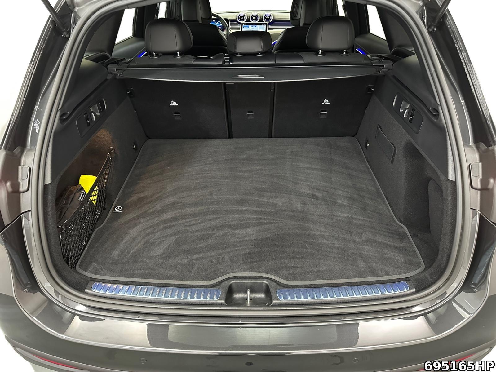 Fahrzeugabbildung Mercedes-Benz GLC 220 d 4M AMG AHK Ambiente EASYPACK Memory.