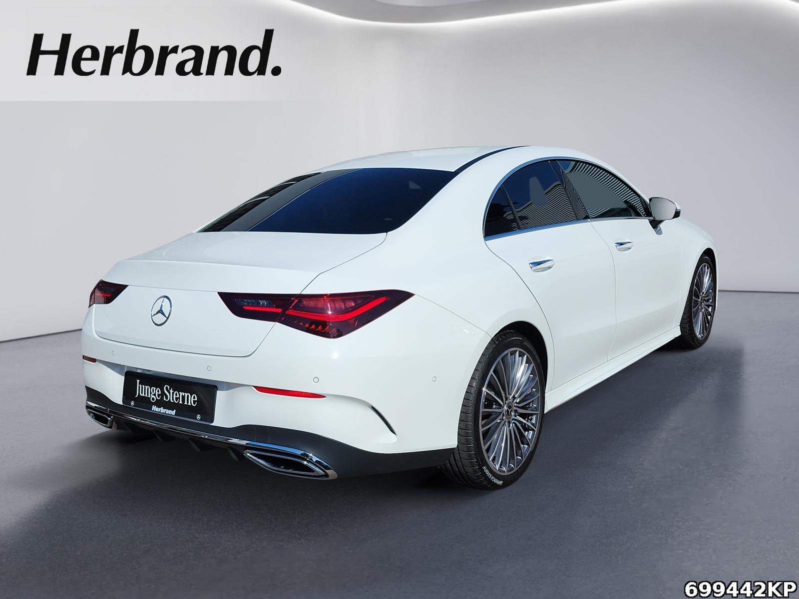 Fahrzeugabbildung Mercedes-Benz CLA 200 AMG AHK Ambiente KEYLESS LED CarPlay 19