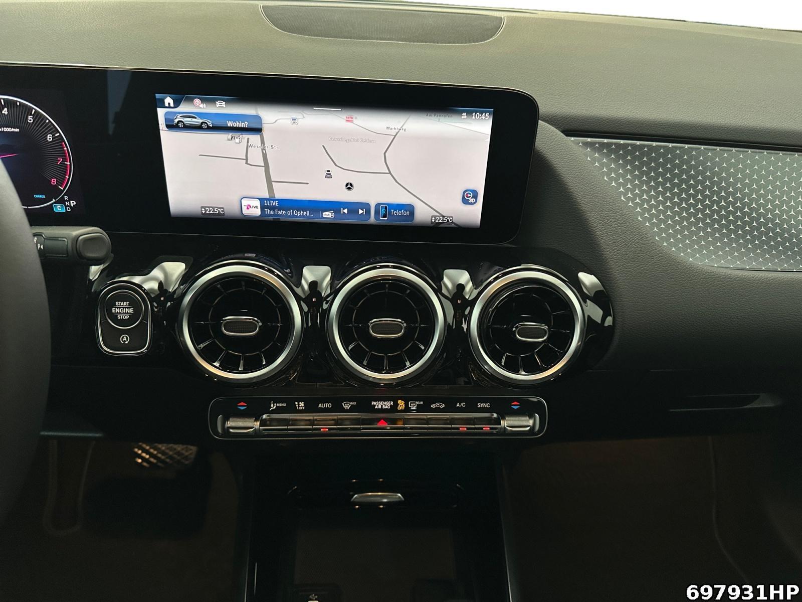 Fahrzeugabbildung Mercedes-Benz GLA 200 Progresive AHK Distronic Kamera Easypac