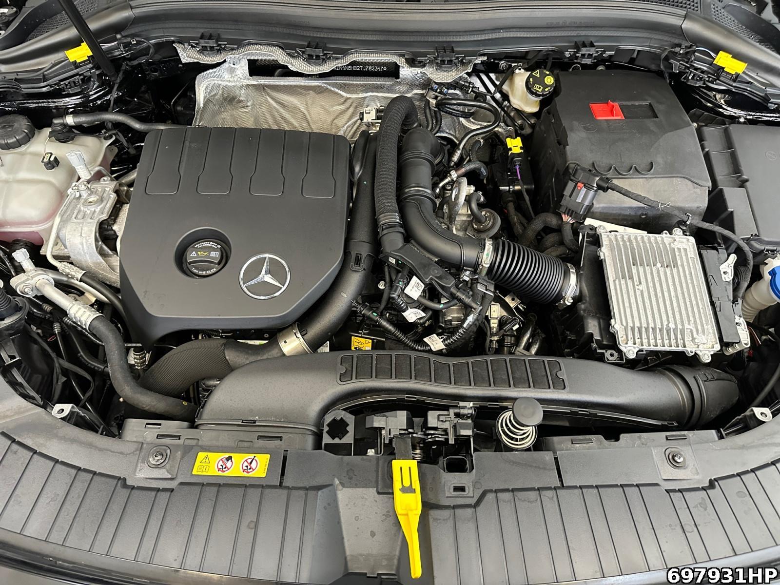 Fahrzeugabbildung Mercedes-Benz GLA 200 Progresive AHK Distronic Kamera Easypac