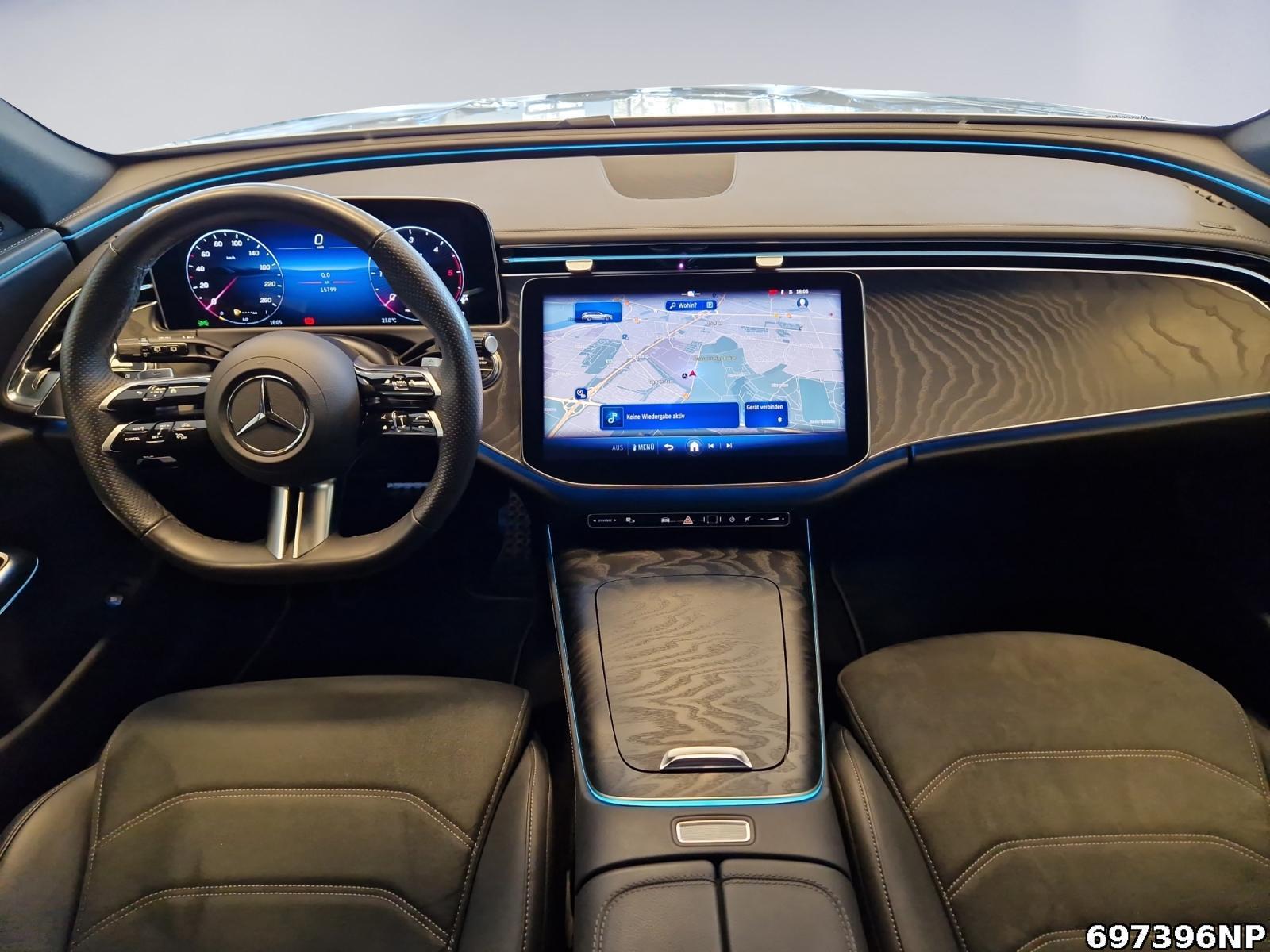 Fahrzeugabbildung Mercedes-Benz E 220 d T AMG Night Digital-Light AHK 360° Totw