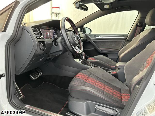 Fahrzeugabbildung Volkswagen Golf GTI TCR ACC Pano DSG