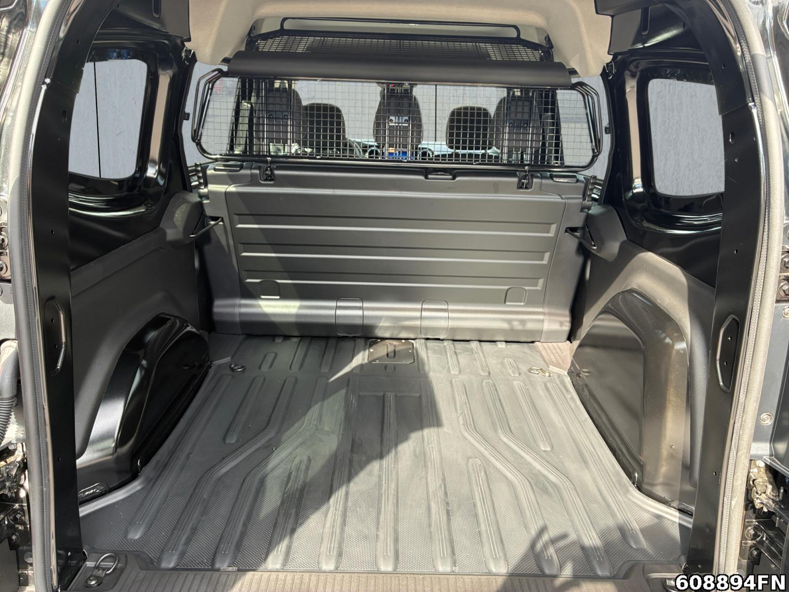Fahrzeugabbildung Mercedes-Benz Citan 112 CDI Mixto XXL*6-Sitzer*AHK*KAMERA*LED*