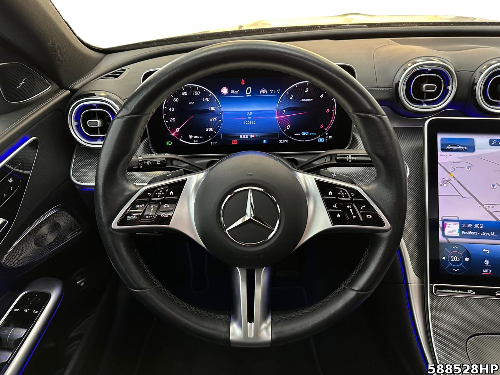 Fahrzeugabbildung Mercedes-Benz C 300 d T Avantgarde Panorama Memory Digital L.