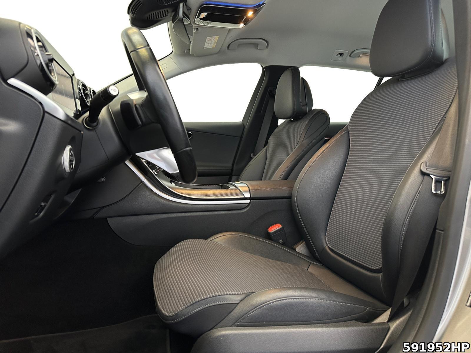 Fahrzeugabbildung Mercedes-Benz C 180 T Avantgarde AHK Rückfahrk. Ambientebel.