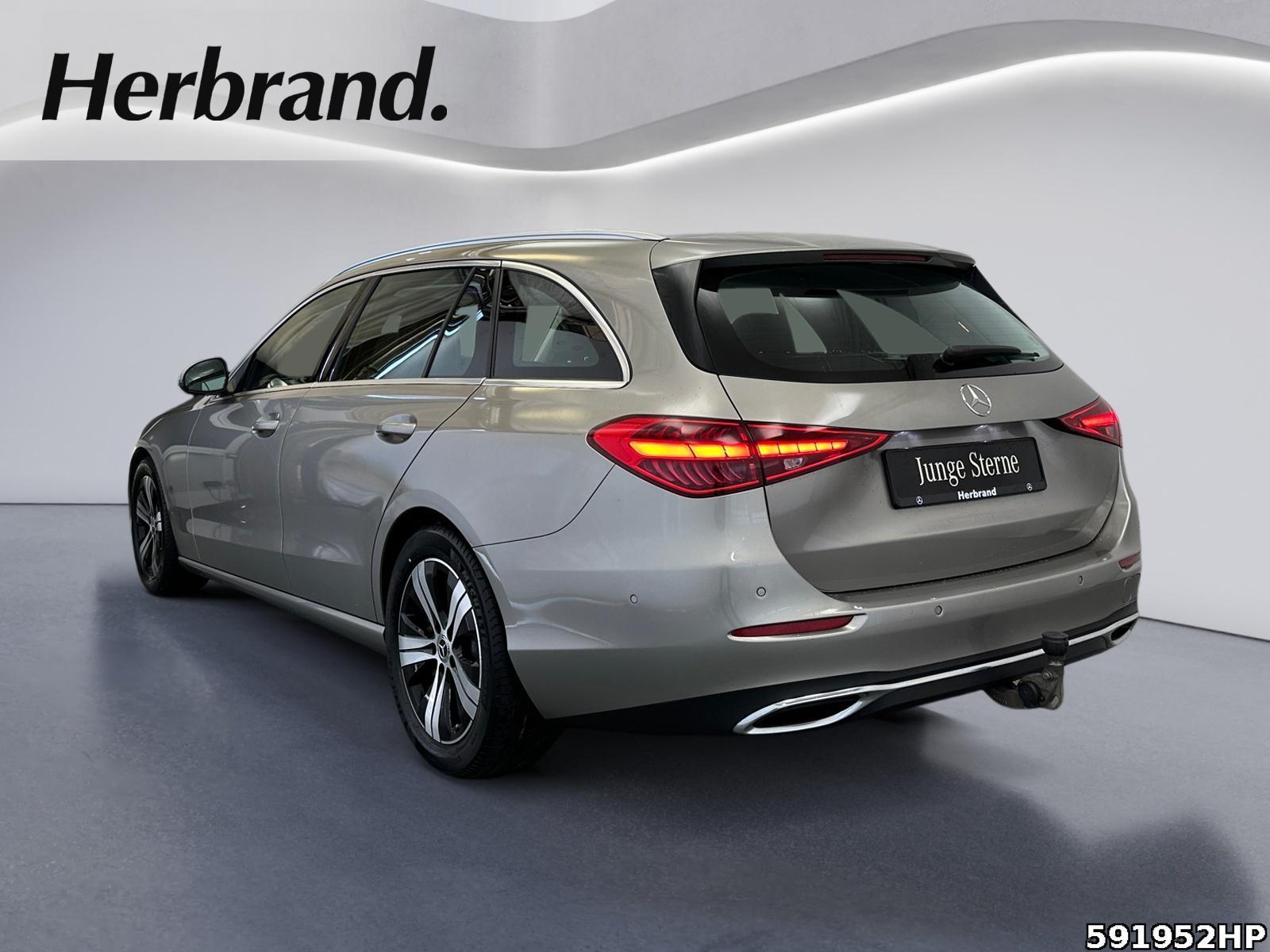 Fahrzeugabbildung Mercedes-Benz C 180 T Avantgarde AHK Rückfahrk. Ambientebel.