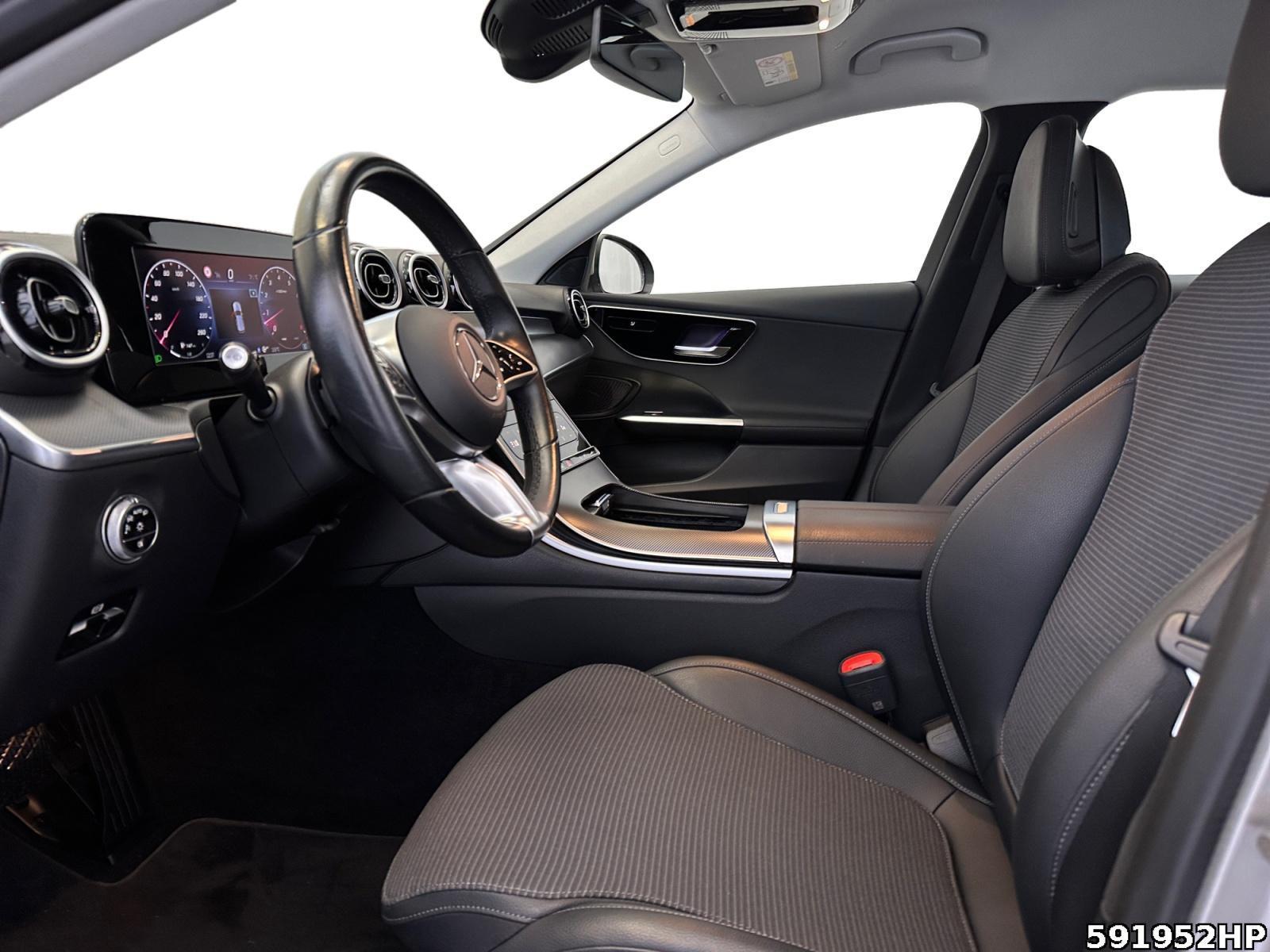 Fahrzeugabbildung Mercedes-Benz C 180 T Avantgarde AHK Rückfahrk. Ambientebel.