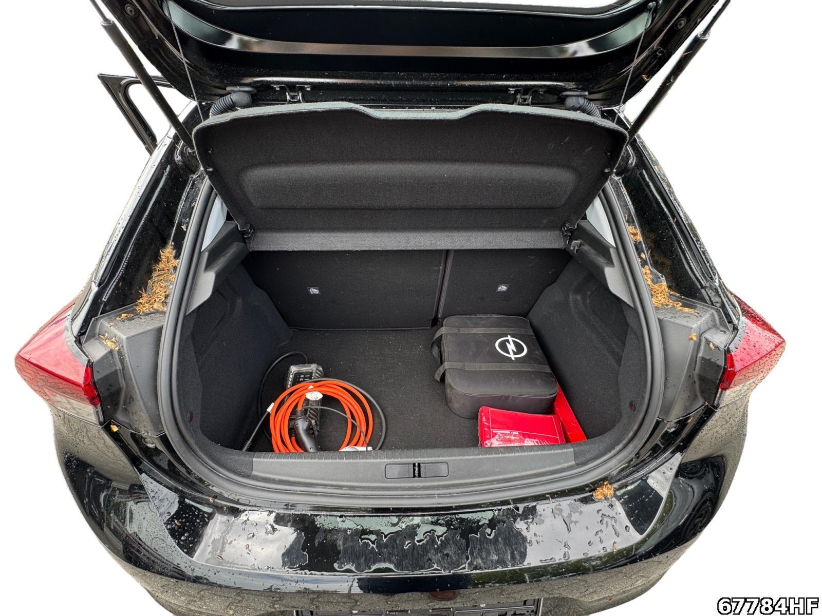 Fahrzeugabbildung Opel Corsa -e Edition