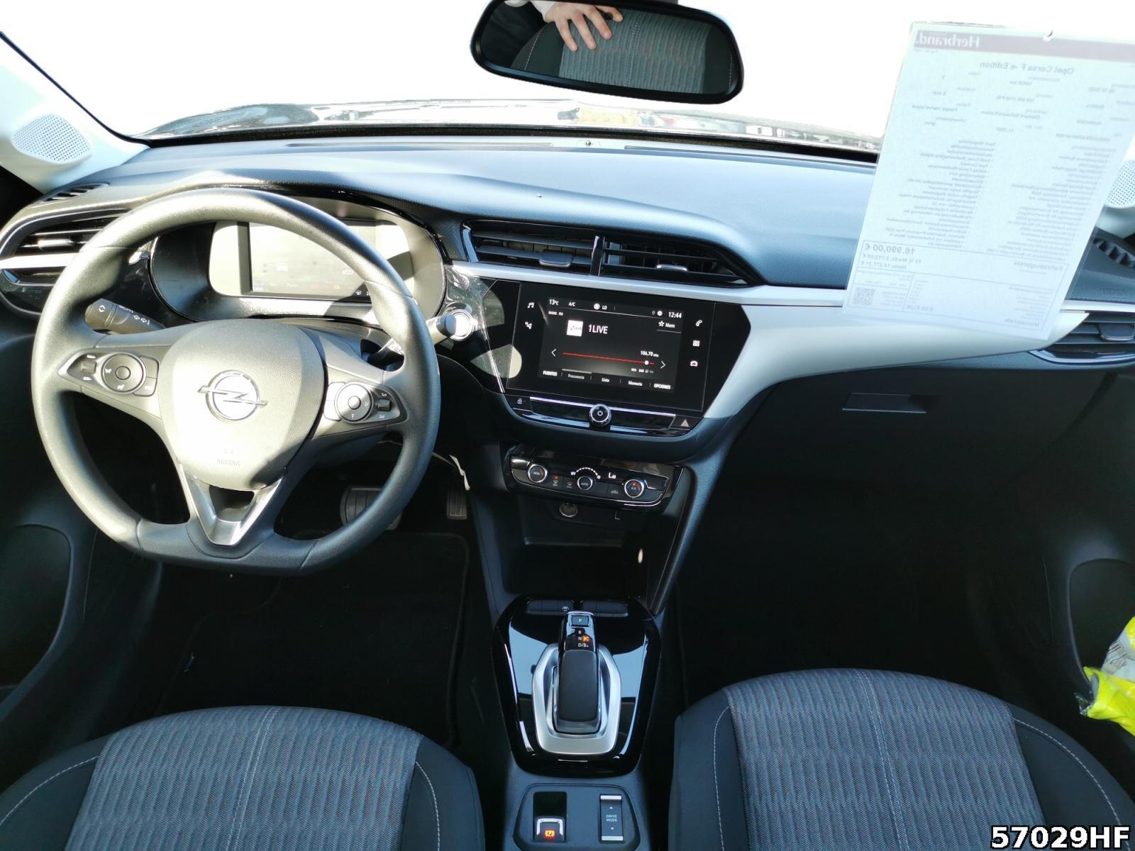 Fahrzeugabbildung Opel Corsa -e Edition