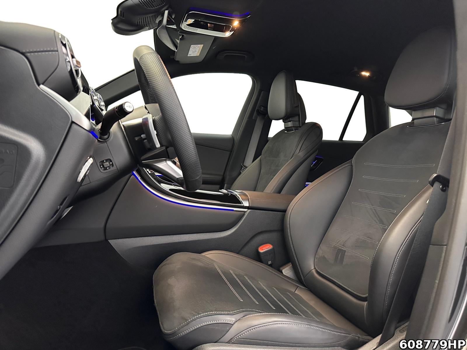 Fahrzeugabbildung Mercedes-Benz GLC 300 e 4M AMG AHK Night 360° Memory Sitzhzg.