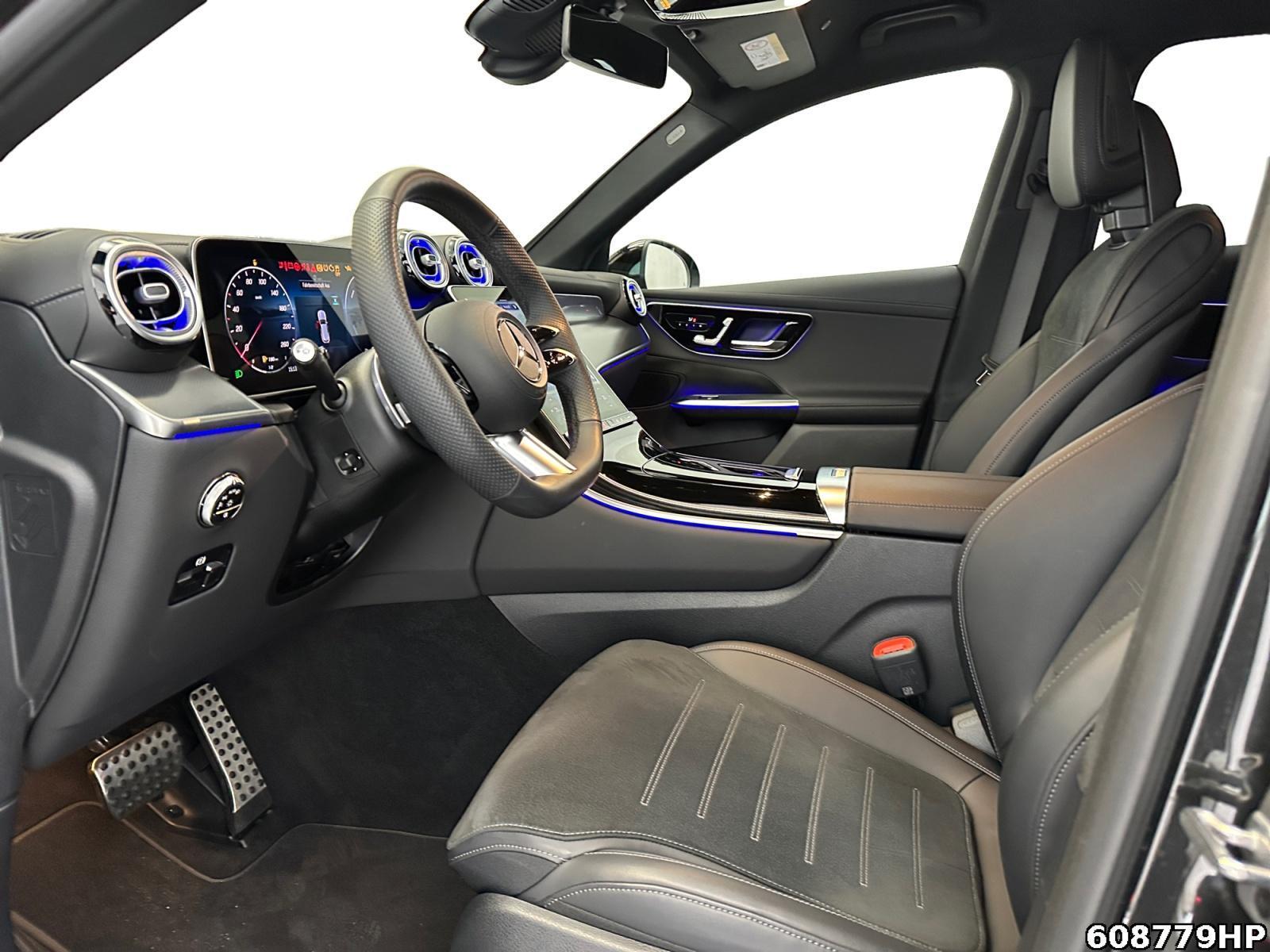 Fahrzeugabbildung Mercedes-Benz GLC 300 e 4M AMG AHK Night 360° Memory Sitzhzg.