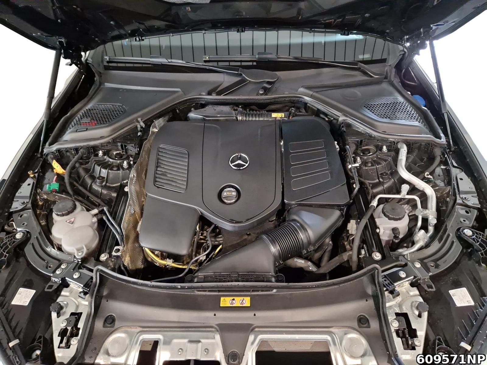 Fahrzeugabbildung Mercedes-Benz E 300 T e AMG Pano AHK 360° DISTRONIC KEYLESS