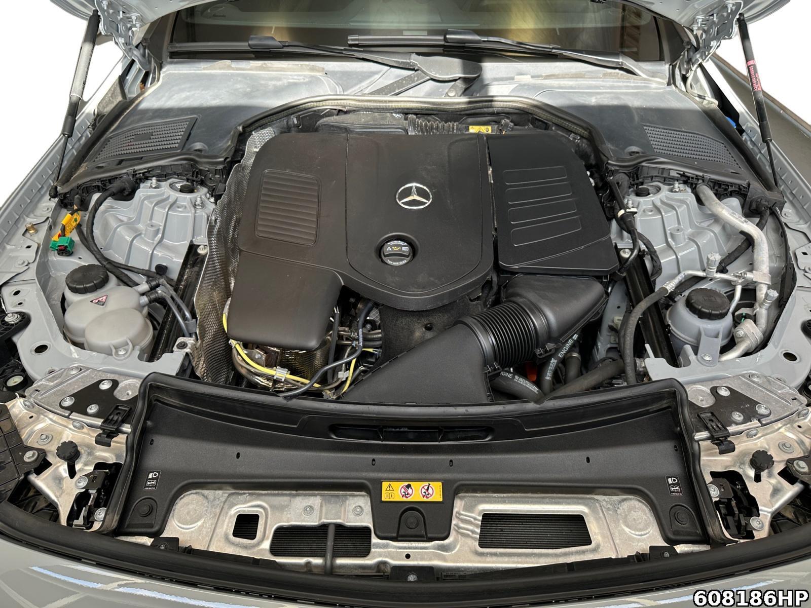 Fahrzeugabbildung Mercedes-Benz CLE 300 e AMG Pano Digital Light Burmester Night
