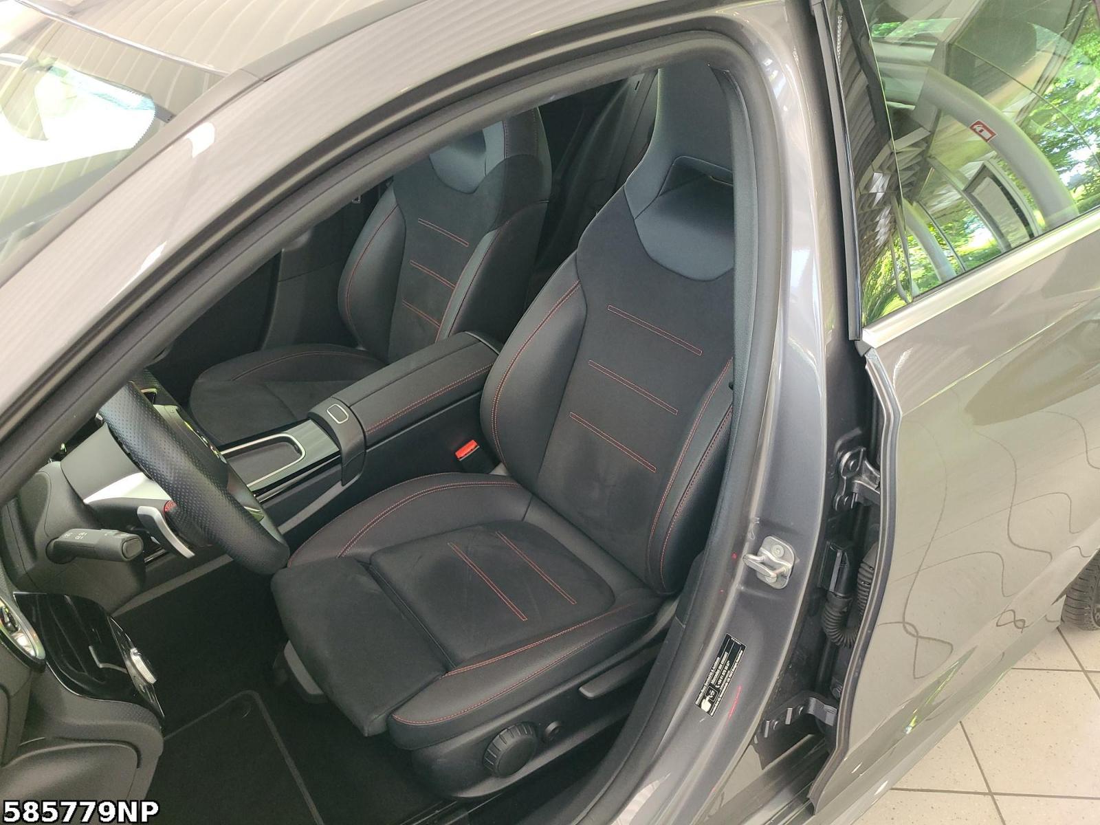 Fahrzeugabbildung Mercedes-Benz A 180 AMG TotwinkelAssyst. Ambiente Keyless