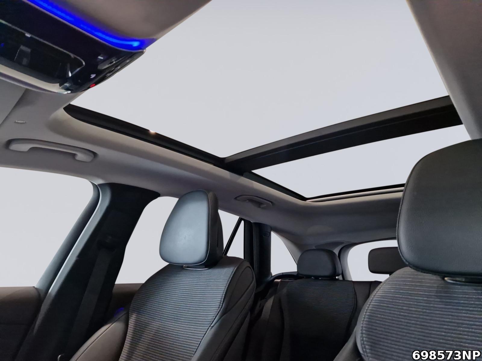 Fahrzeugabbildung Mercedes-Benz GLC 300 e 4M Avantgarde Distronic Pano AHK 360°