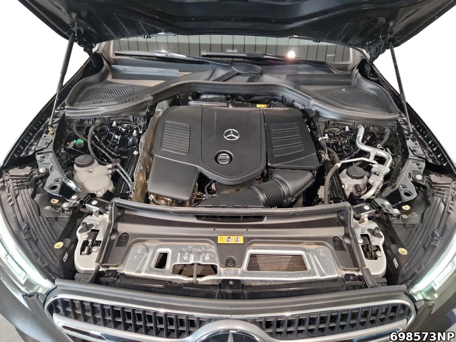 Fahrzeugabbildung Mercedes-Benz GLC 300 e 4M Avantgarde Distronic Pano AHK 360°