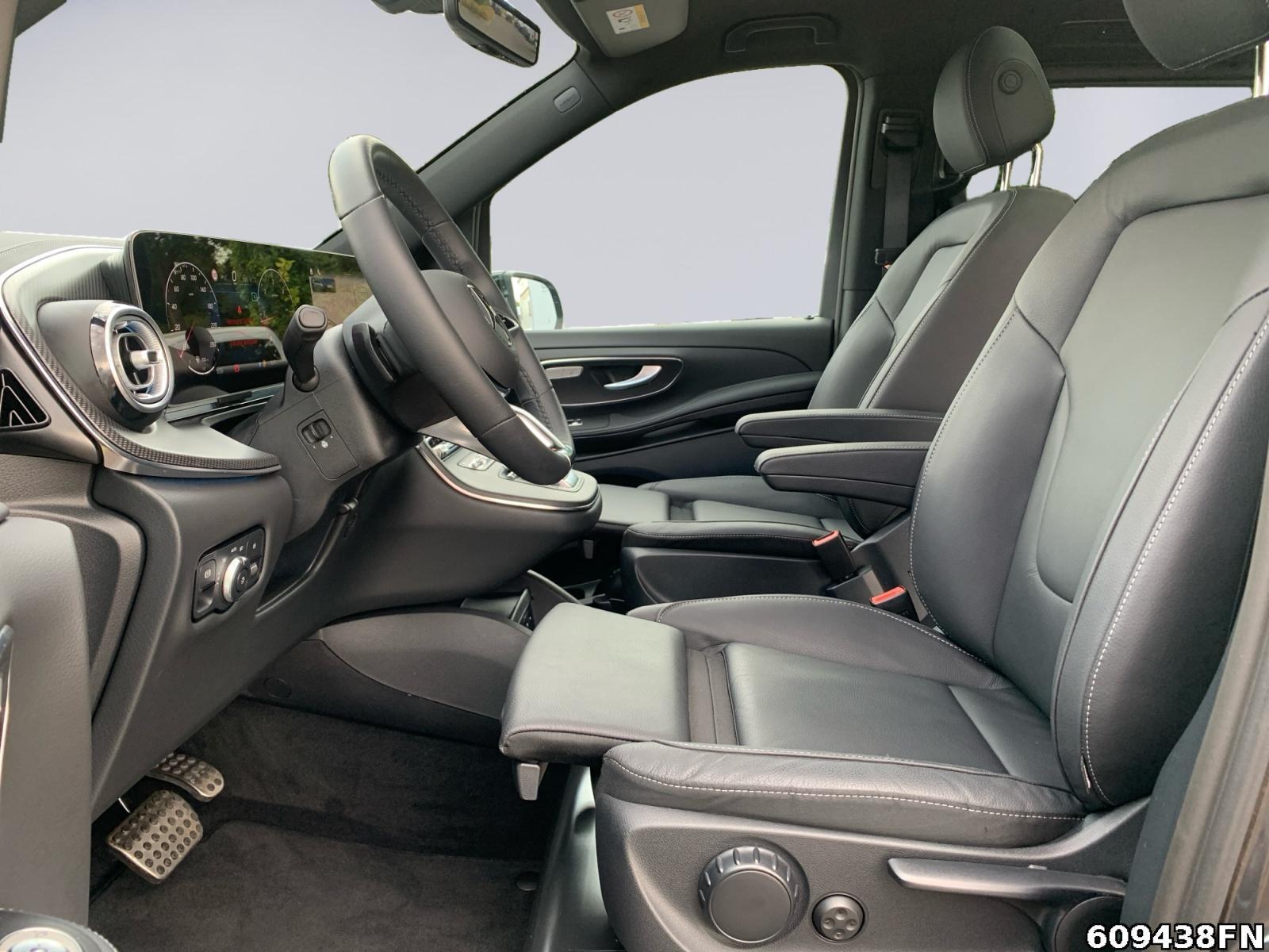 Fahrzeugabbildung Mercedes-Benz V 300 AVG/L AMG PANO-DACH*AIRMATIC*STANDHEIZ*AHK