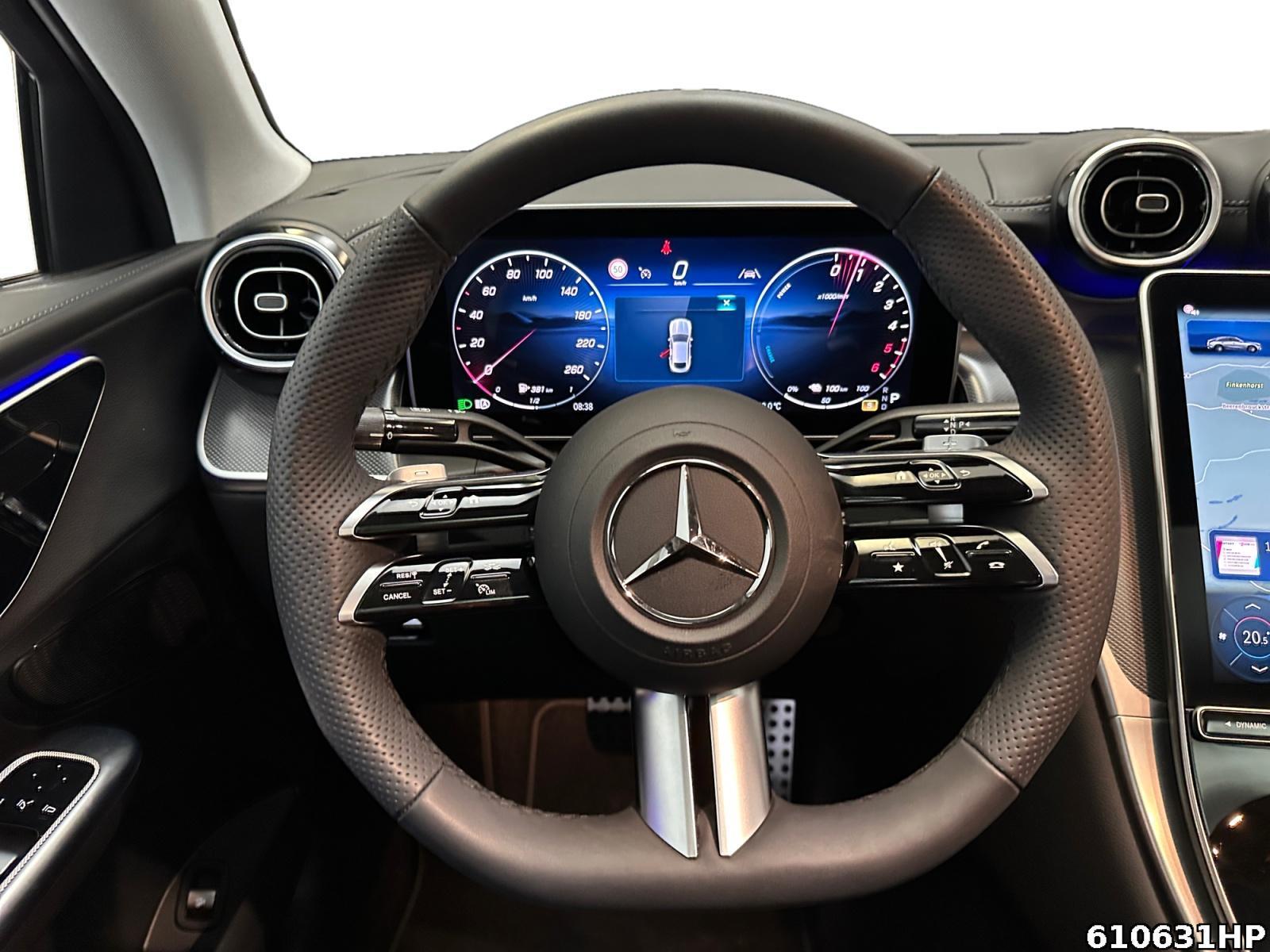 Fahrzeugabbildung Mercedes-Benz GLC 300 de 4M AMG Coupé Pano AHK 360° Night 20