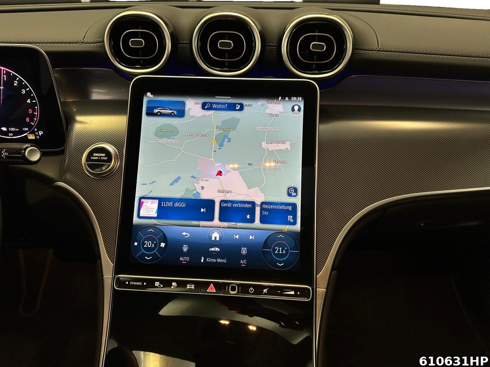 Fahrzeugabbildung Mercedes-Benz GLC 300 de 4M AMG Coupé Pano AHK 360° Night 20