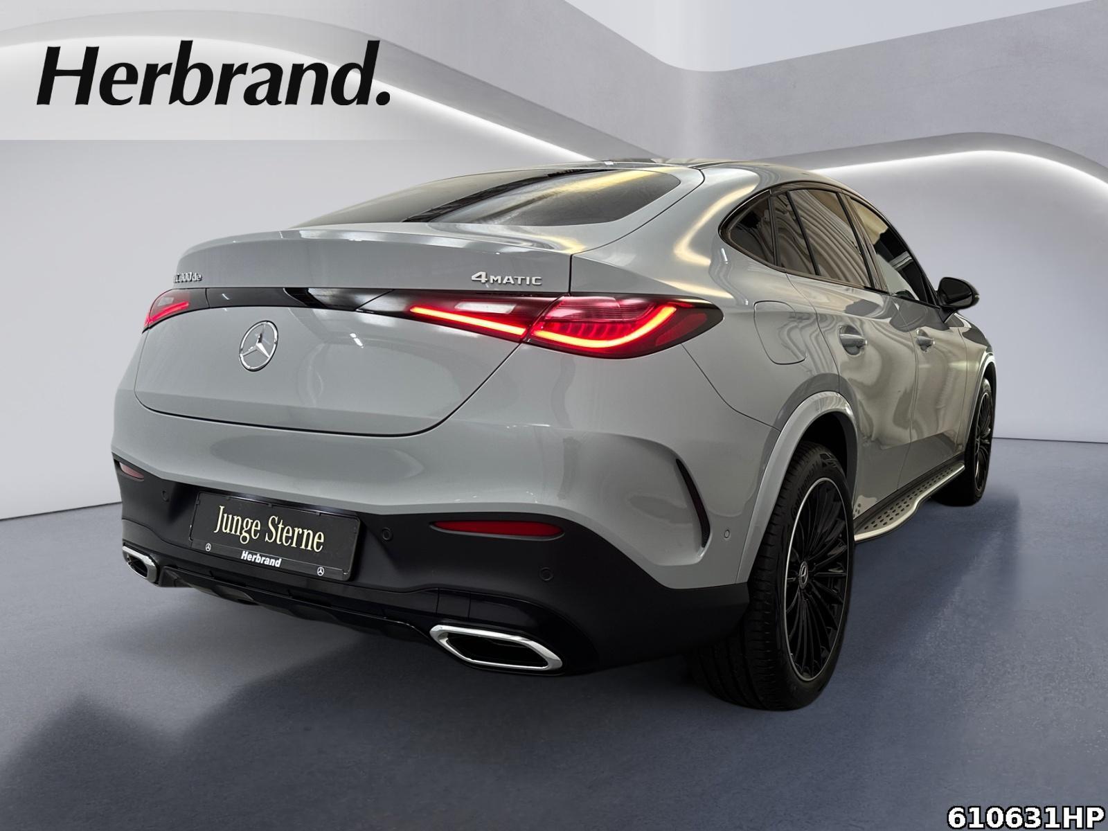 Fahrzeugabbildung Mercedes-Benz GLC 300 de 4M AMG Coupé Pano AHK 360° Night 20