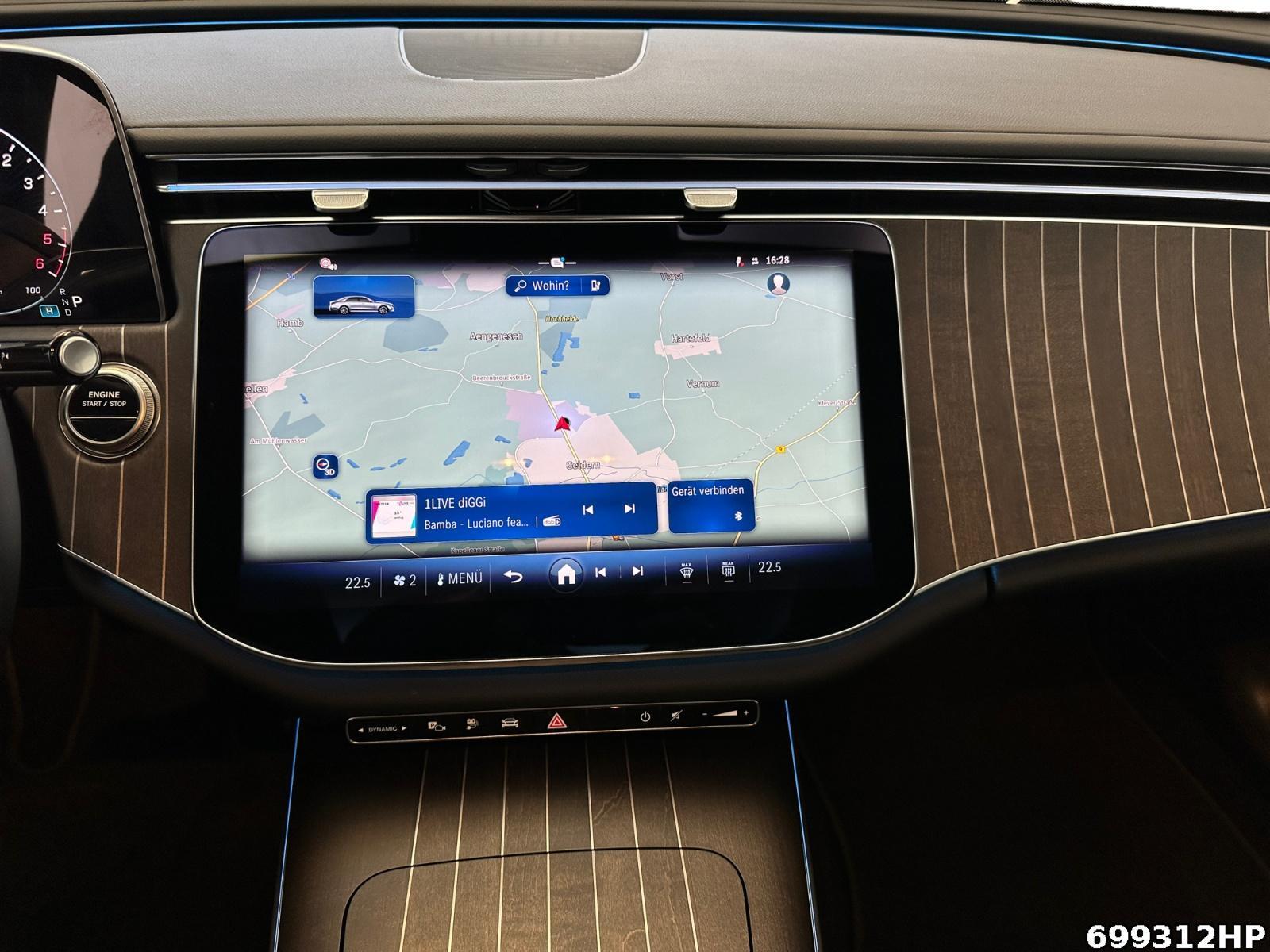 Fahrzeugabbildung Mercedes-Benz E 300 Avantgarde Pano Distronic Totwinkel