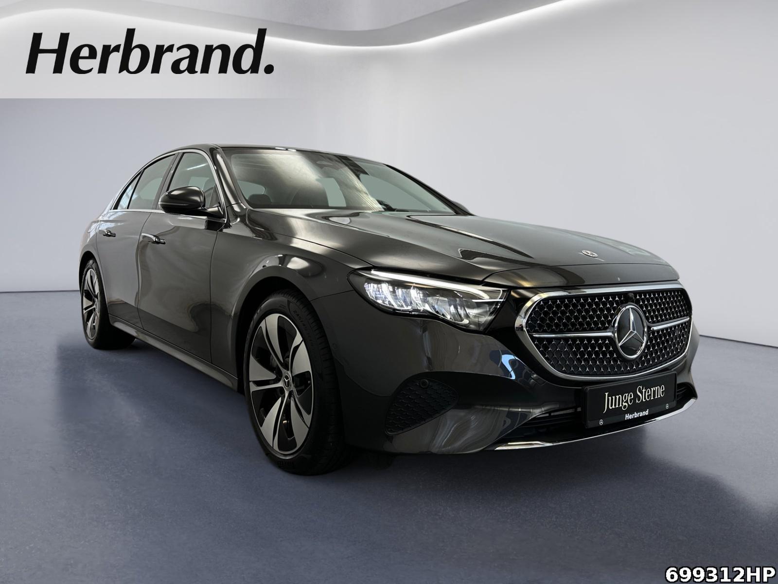 Fahrzeugabbildung Mercedes-Benz E 300 Avantgarde Pano Distronic Totwinkel