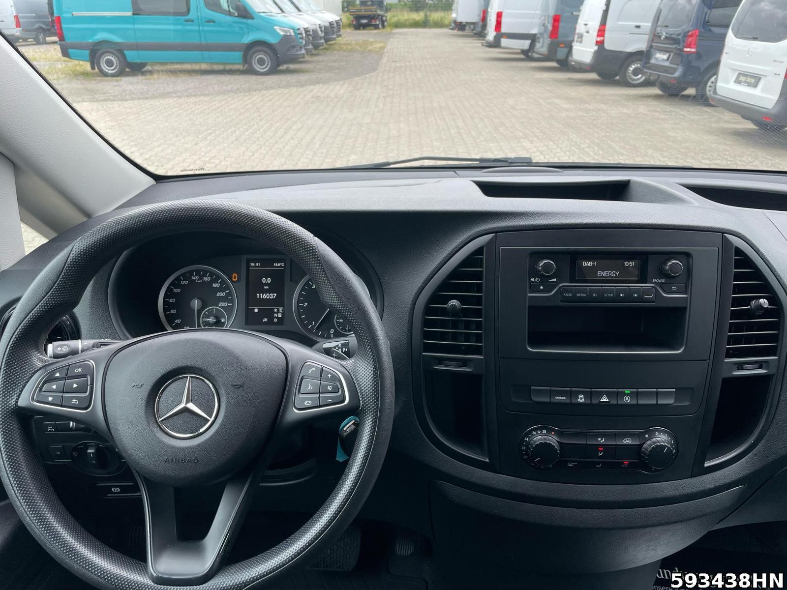 Fahrzeugabbildung Mercedes-Benz Vito 114 CDI *Automatik*AHK*9-Sitzer*Klima*Tempo