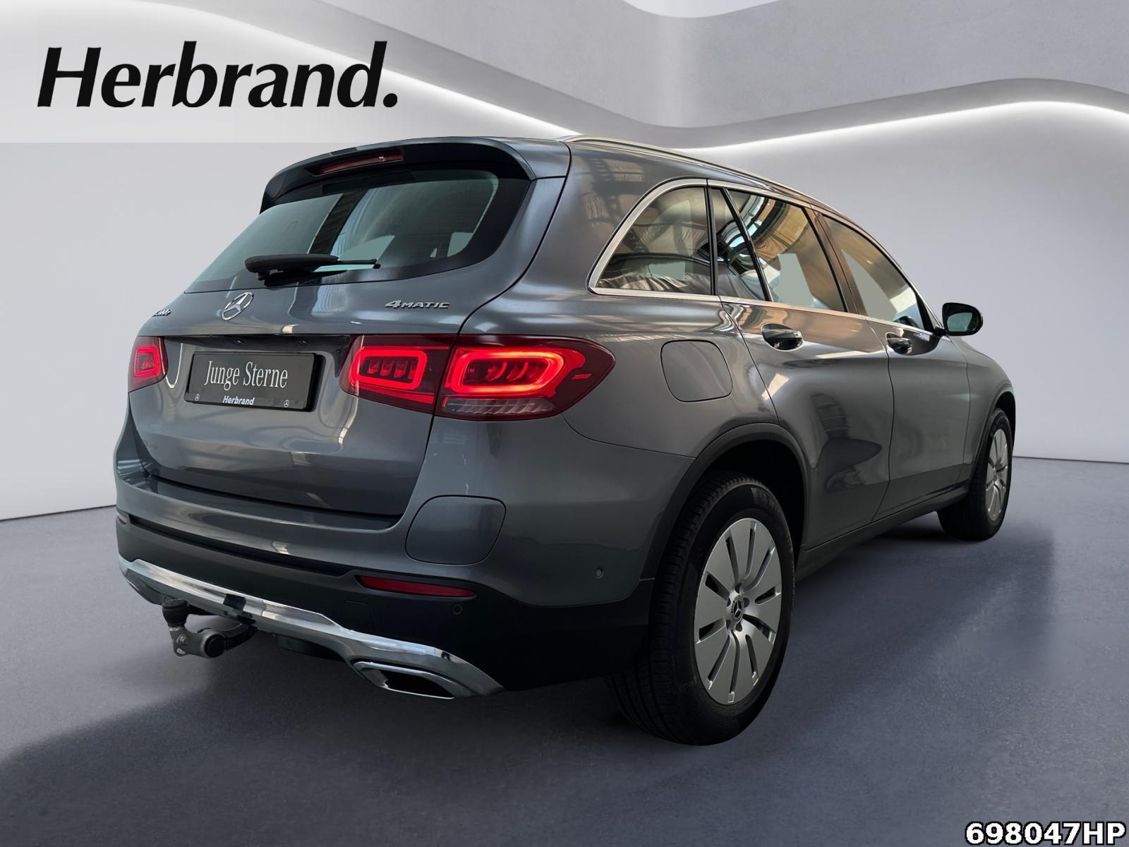 Fahrzeugabbildung Mercedes-Benz GLC 300 e 4M AHK Rückfahrkamera CarPlay LED SHZ