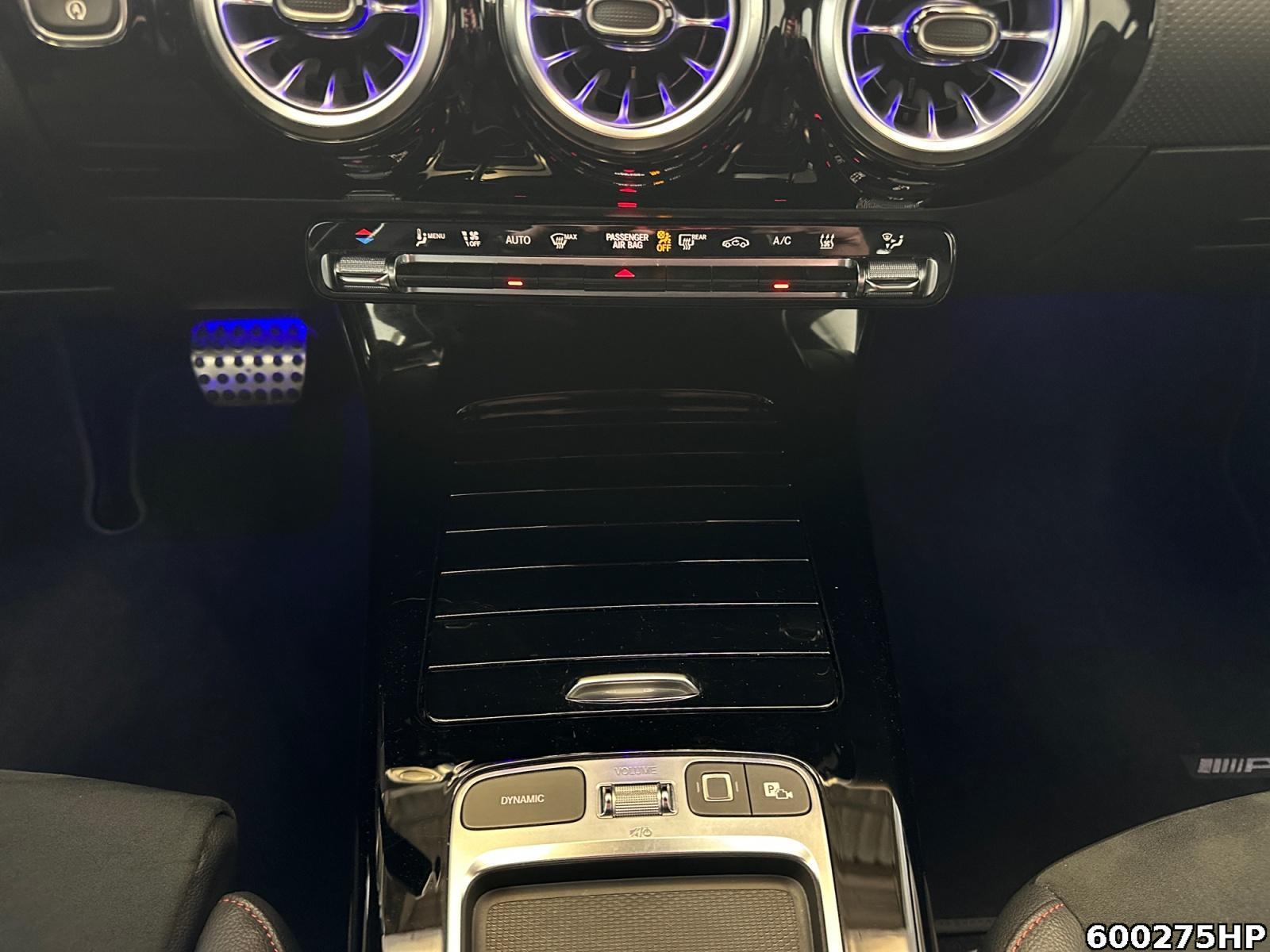 Fahrzeugabbildung Mercedes-Benz CLA 200 d Coupé AMG Standhzg 360° Totw. CarPlay