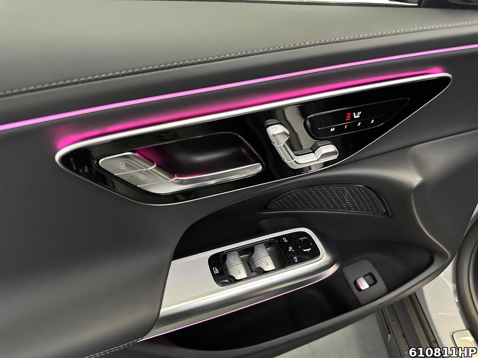 Fahrzeugabbildung Mercedes-Benz E 300 T 4M All Terrain AHK Pano Digital Light