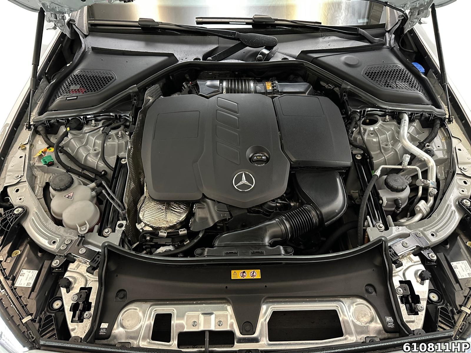 Fahrzeugabbildung Mercedes-Benz E 300 T 4M All Terrain AHK Pano Digital Light