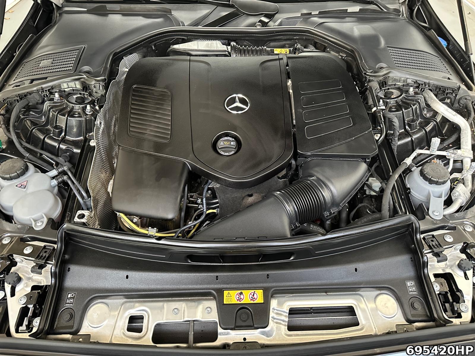 Fahrzeugabbildung Mercedes-Benz C 300 e T AMG Night AHK DIGITAL LIGHT DISTRONIC