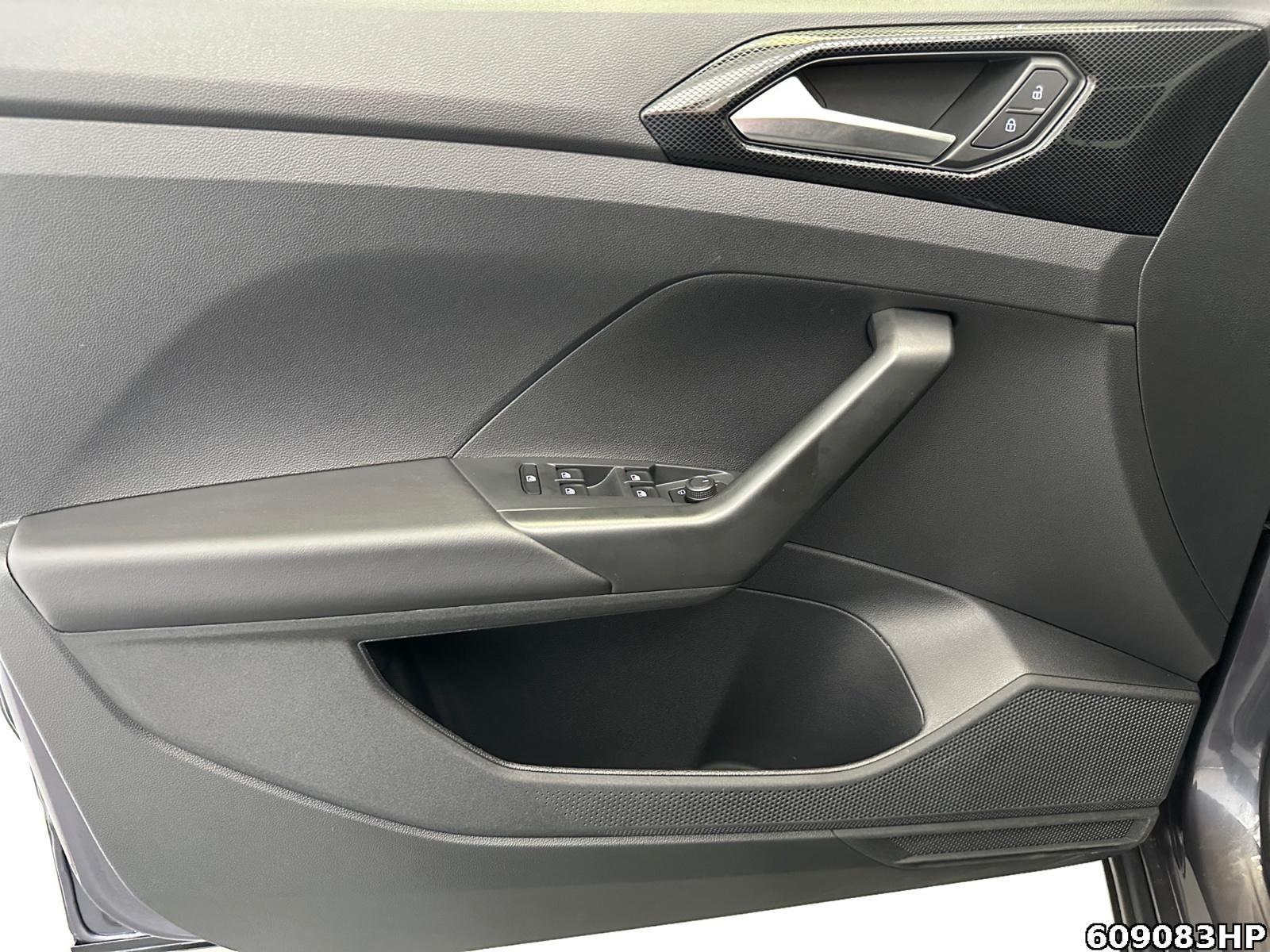 Fahrzeugabbildung Volkswagen T-Cross Life