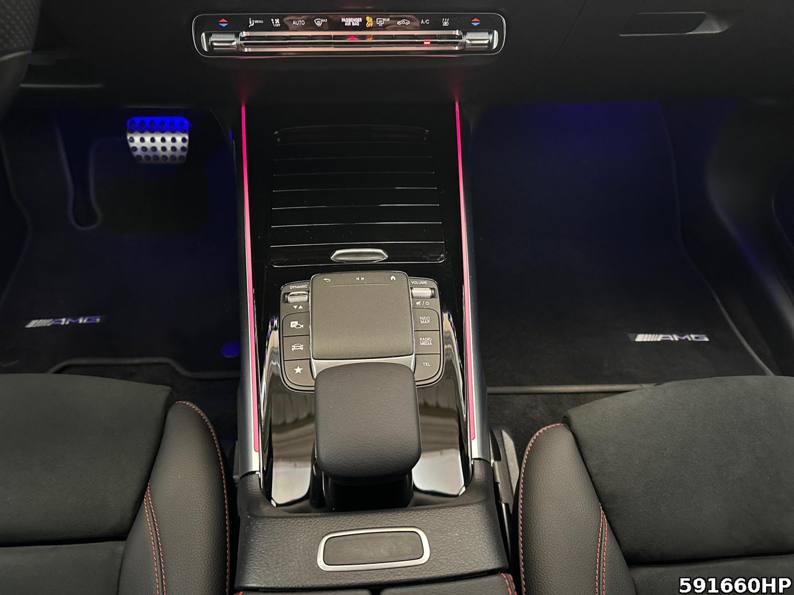 Fahrzeugabbildung Mercedes-Benz EQB AMG Night 360° Ambiente Memory HUD