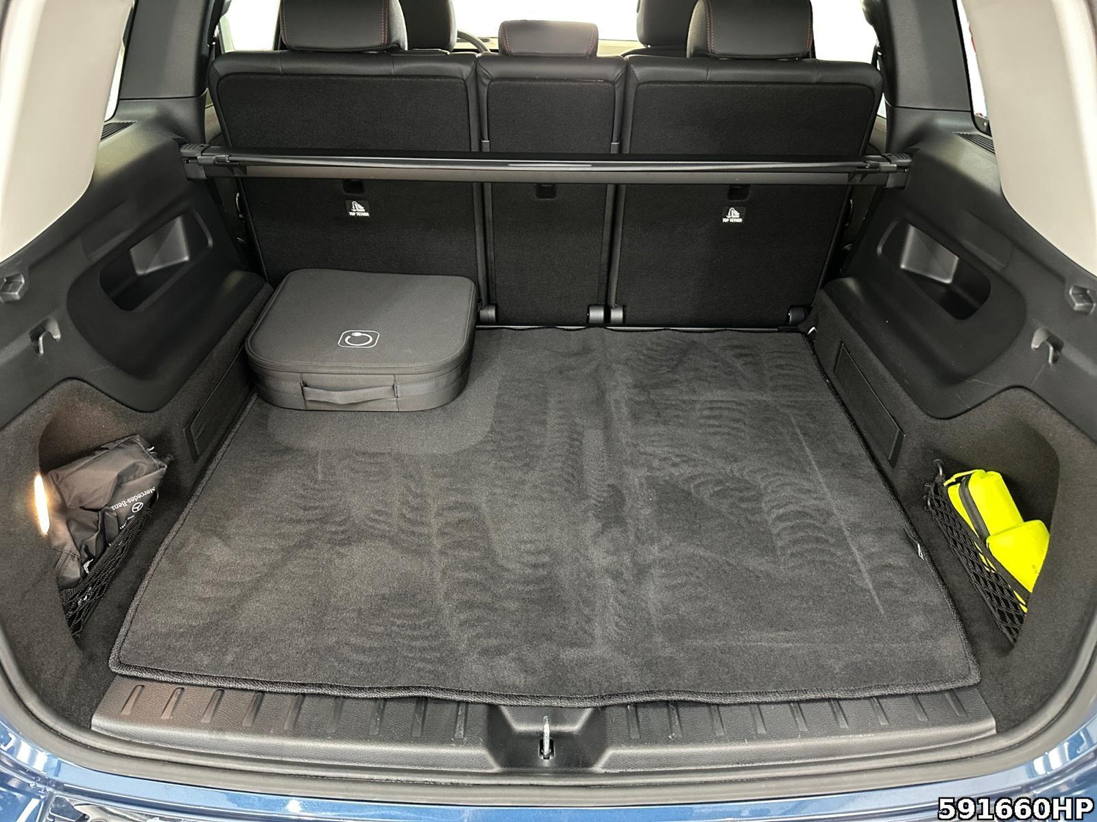 Fahrzeugabbildung Mercedes-Benz EQB AMG Night 360° Ambiente Memory HUD