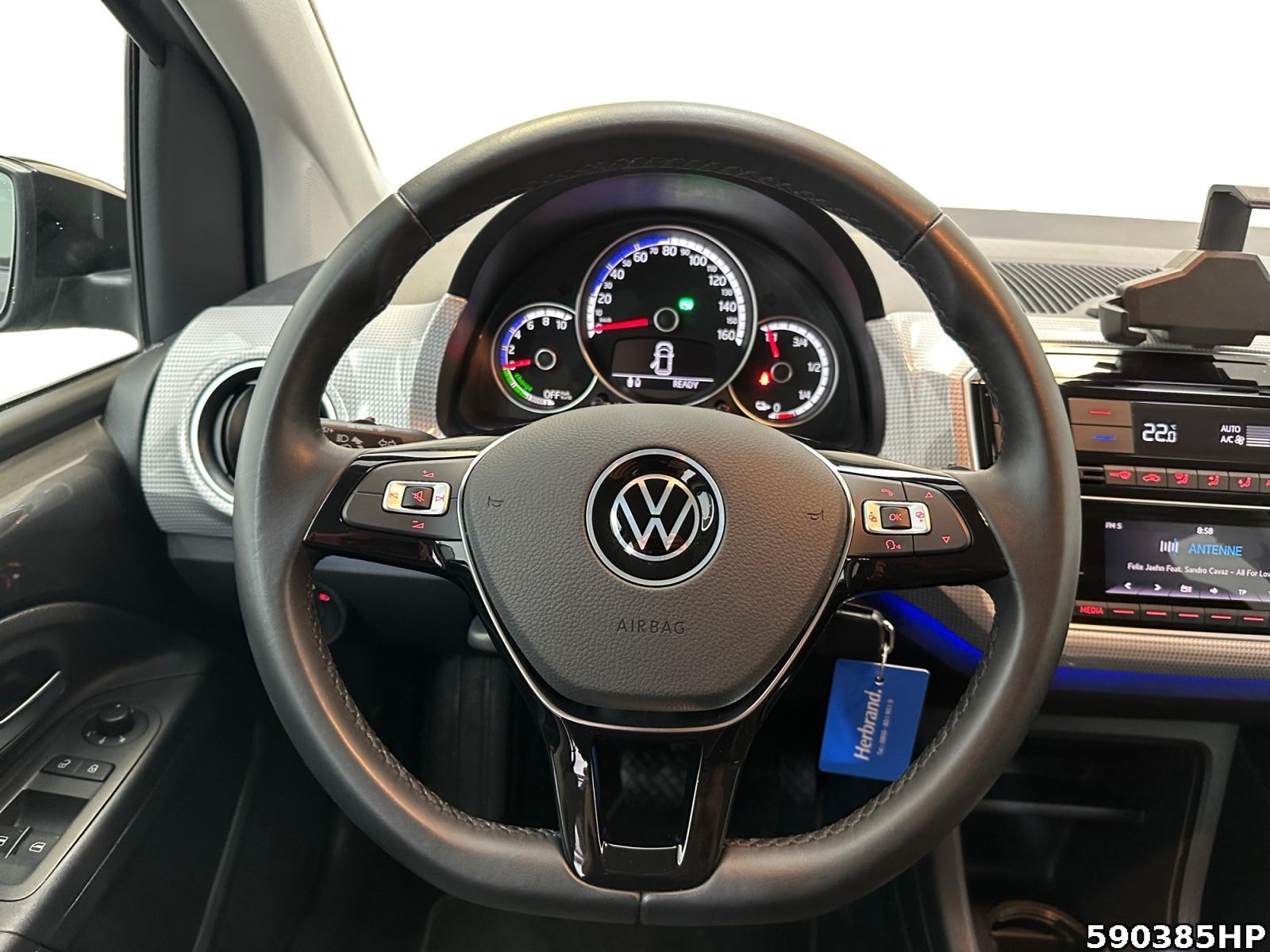 Fahrzeugabbildung Volkswagen up *Dekor Shark Skin* Kamera Ambiente