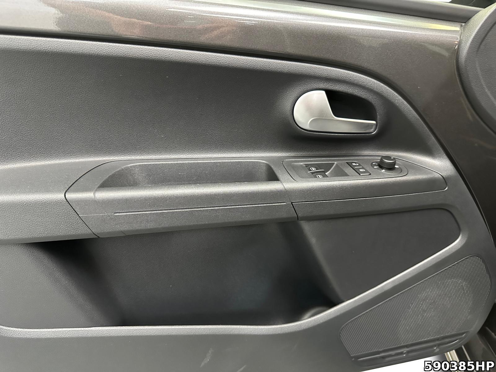 Fahrzeugabbildung Volkswagen up *Dekor Shark Skin* Kamera Ambiente
