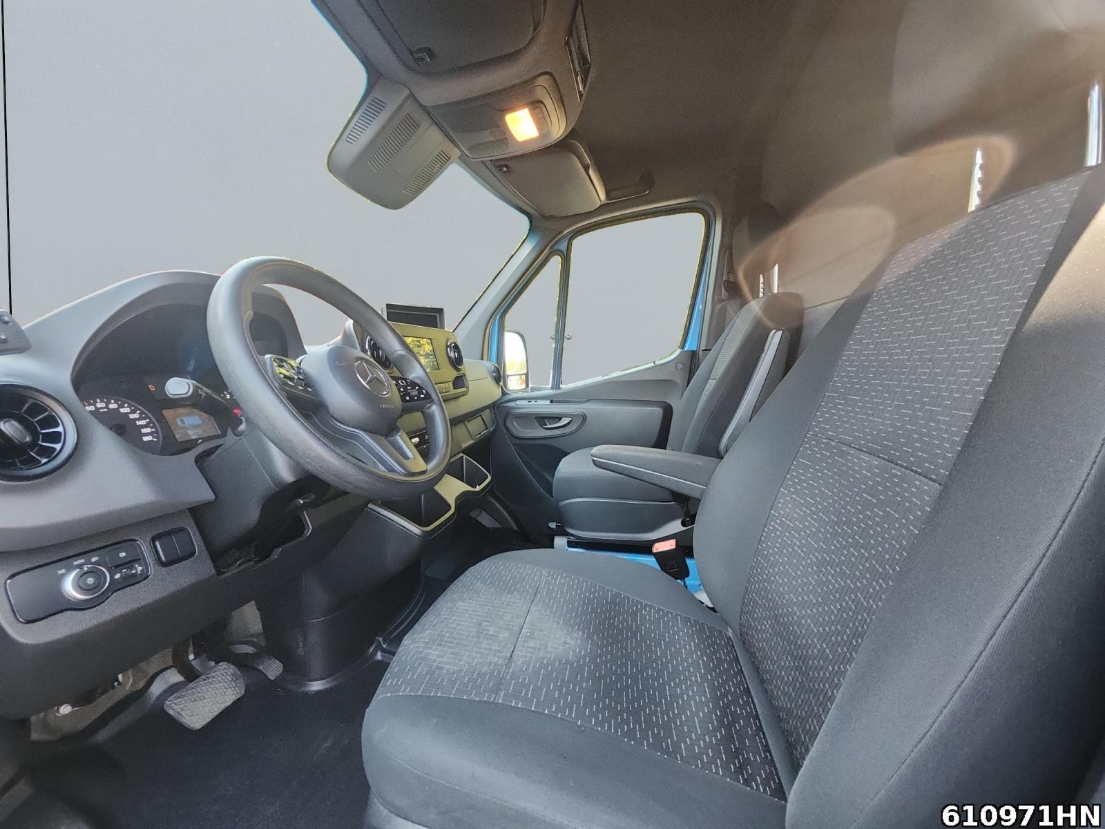 Fahrzeugabbildung Mercedes-Benz Sprinter 317 CDI Tiefkühlkoffer*V500max*Kamera*